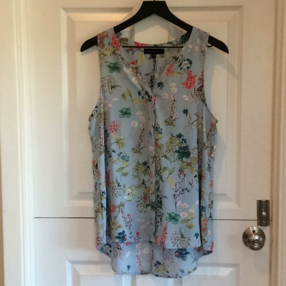 Sanctuary bottom back slit tank top - Picture 1 of 6